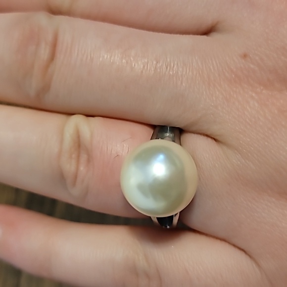 Camilla Plunder Ring - Picture 3 of 5